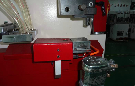 Automatic Hydraulic Heel Nailing Machine
