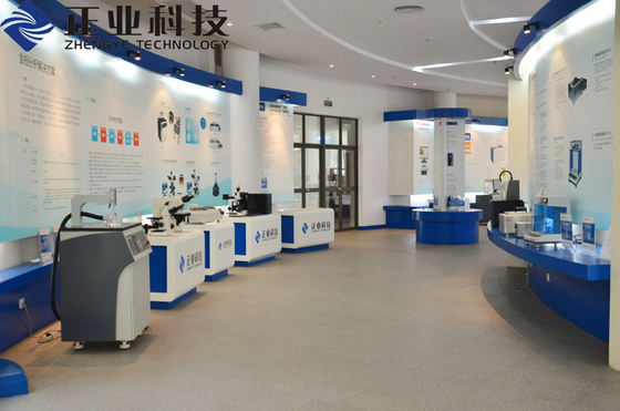Automatic Sheet Cutting machine 13 -18 Cut / Min with touch screen